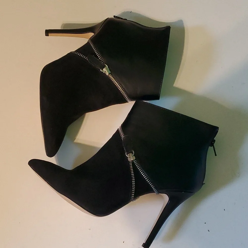 Rock & Republic woman's 10 black zipper accent 4